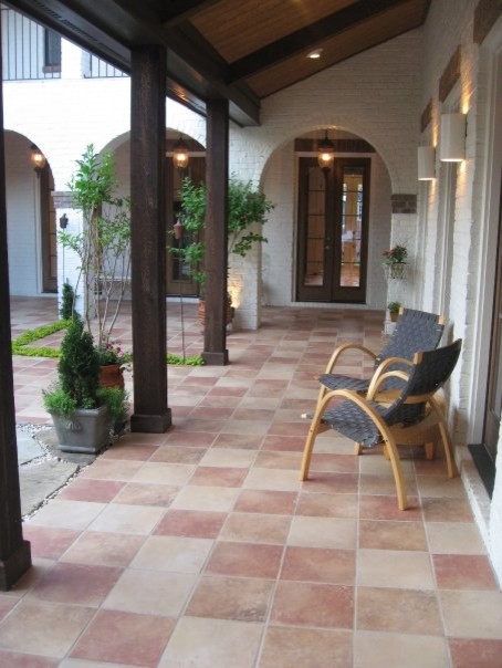 Tuscan porch photo in Other