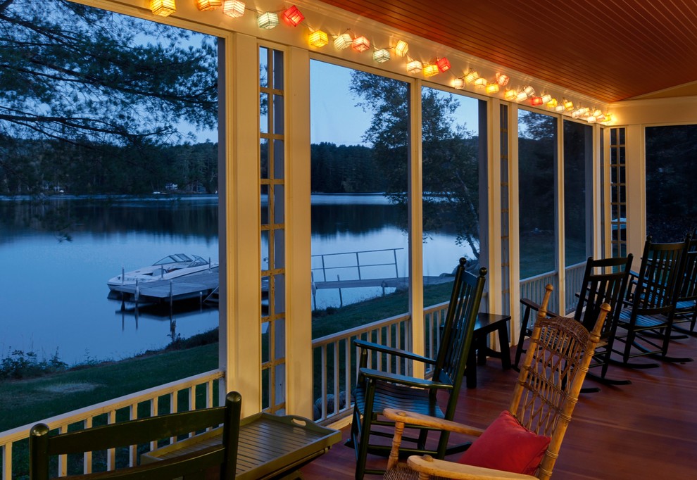 This is an example of a rustic porch design in Burlington.
