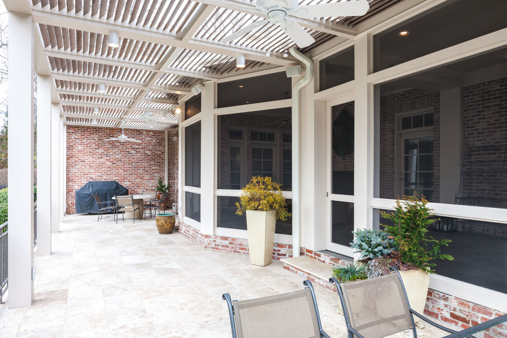 This is an example of a traditional porch design in Nashville.