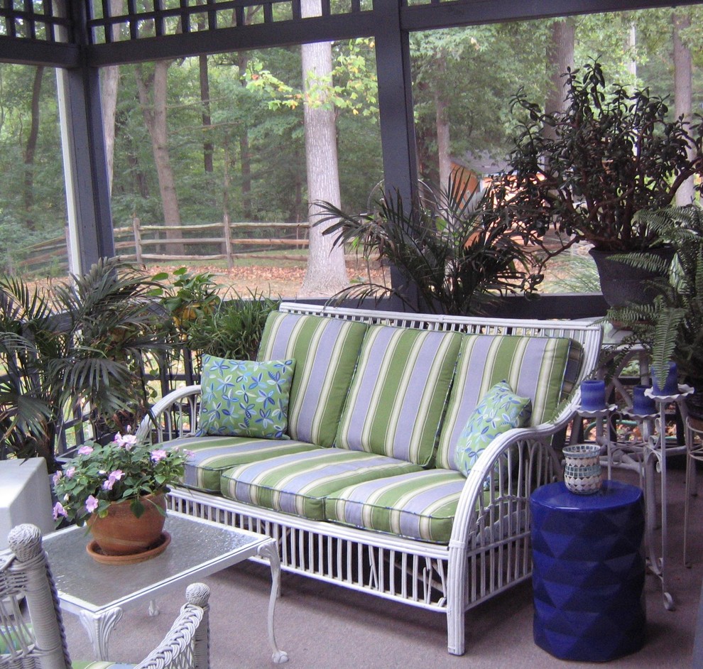 Foto på en eklektisk veranda