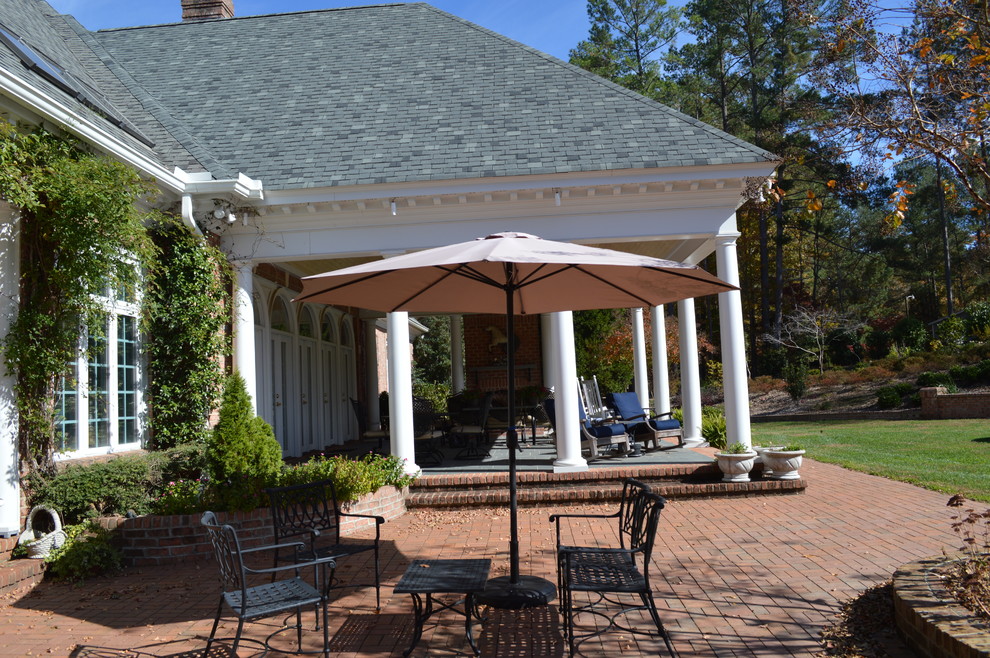 Inspiration for a timeless porch remodel in Raleigh