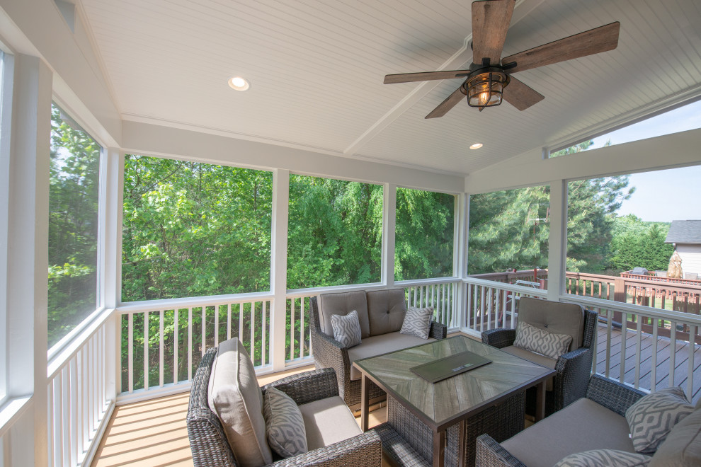 Small shed roof screen porch Classique Chic Porche Atlanta par