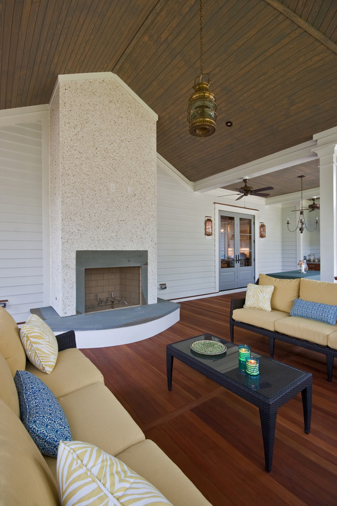 Photo of a world-inspired veranda in Charleston.