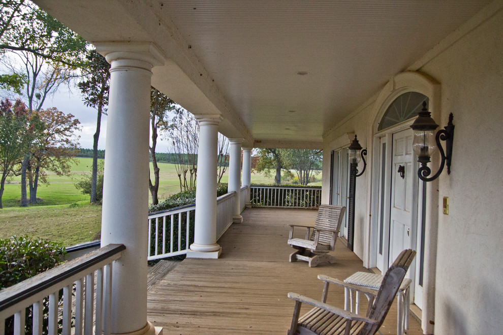 Foto på en lantlig veranda
