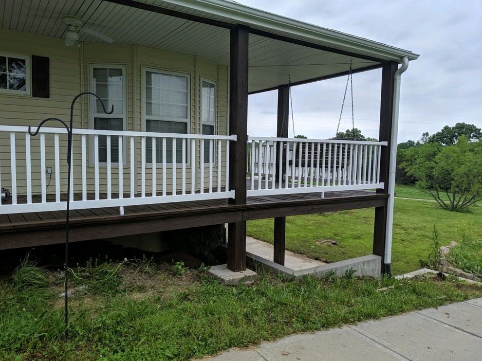 vinyl railing and aluminum stair rails Traditional Veranda Kansas