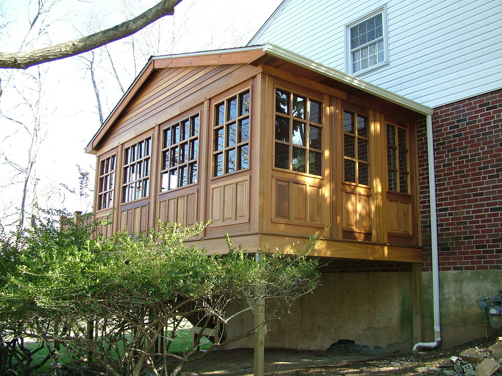 This is an example of a traditional porch design in Philadelphia.