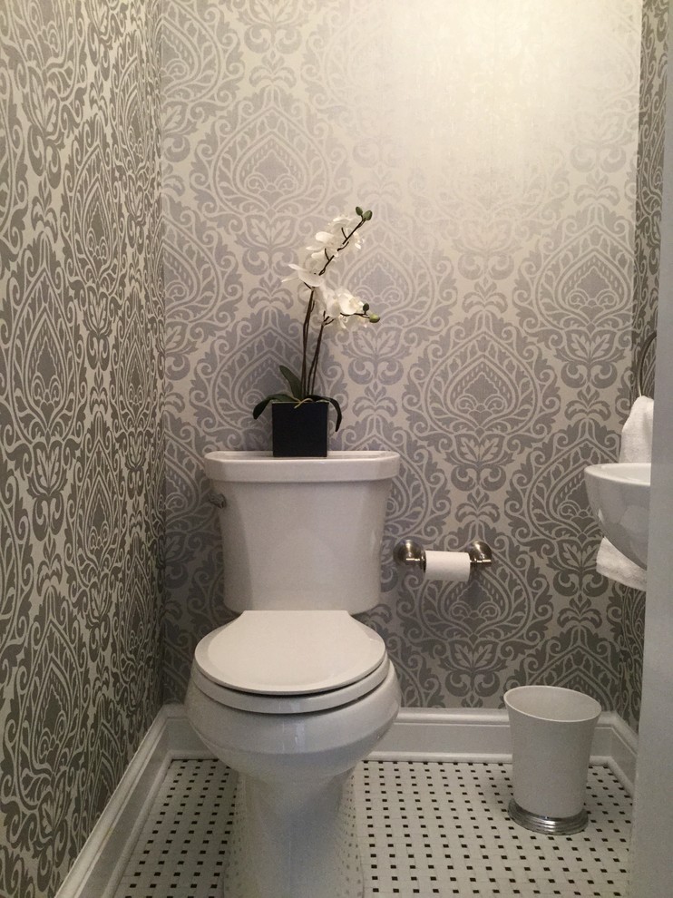 Источник вдохновения для домашнего уюта: маленький туалет в стиле неоклассика (современная классика) для на участке и в саду