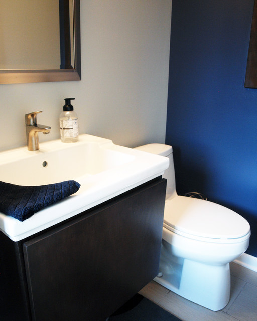 A Ranch Style House With A Modern Twist Modern Cloakroom Chicago