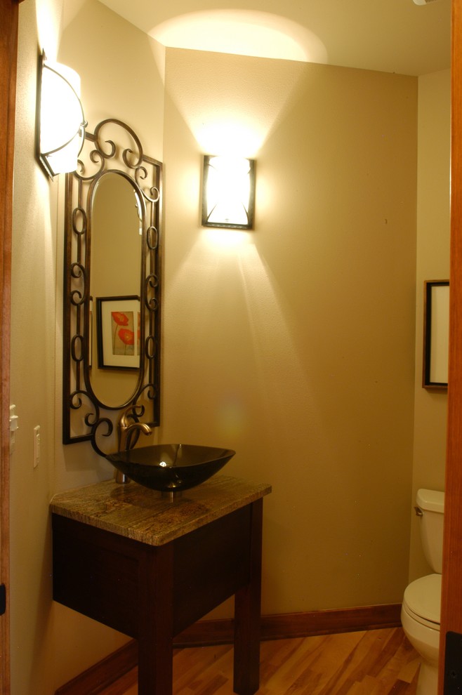 Example of a powder room design in Milwaukee