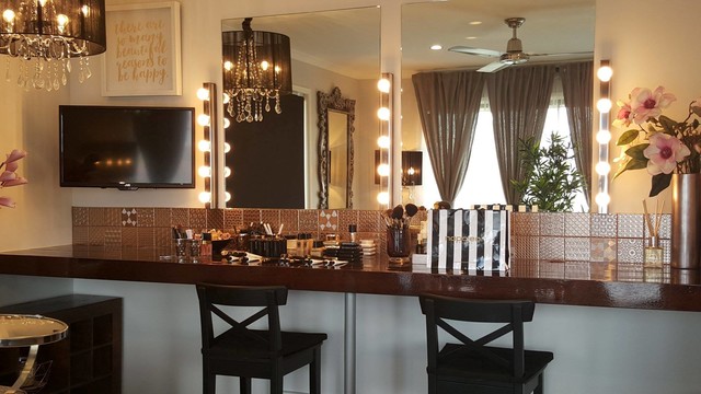 Beauty Room - Craftsman - Powder Room - Brisbane - by ...