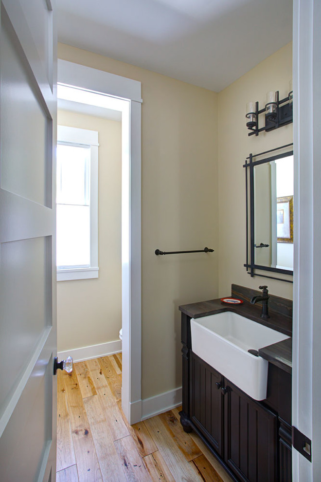 Powder room - cottage powder room idea in Detroit with an undermount sink