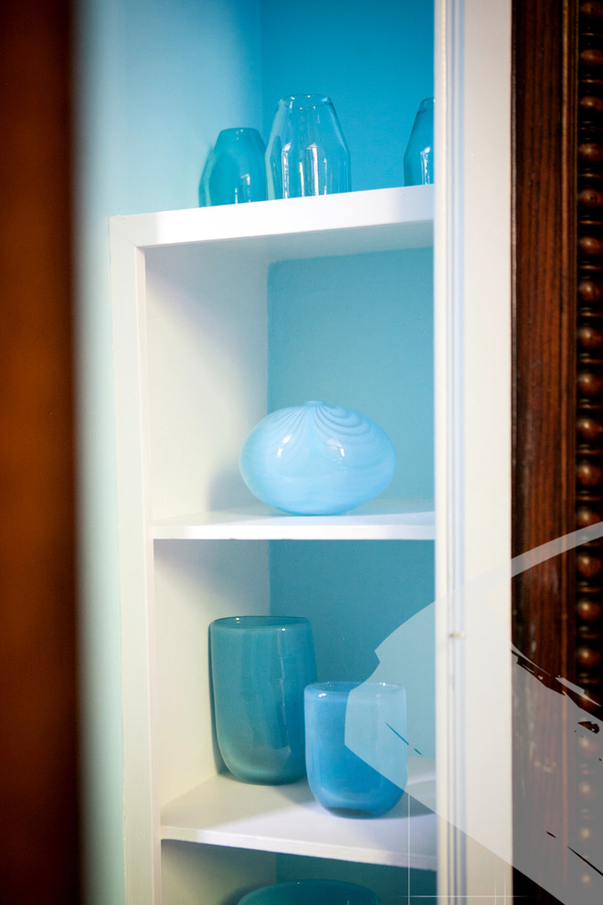 Photo of a small classic cloakroom in Philadelphia with blue walls.