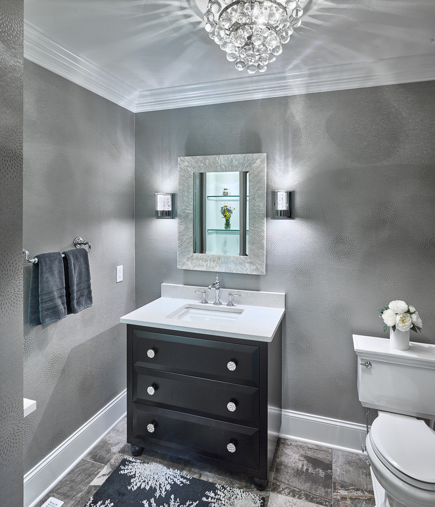 Пример оригинального дизайна: туалет в стиле модернизм с раздельным унитазом, полом из керамогранита, врезной раковиной и серым полом