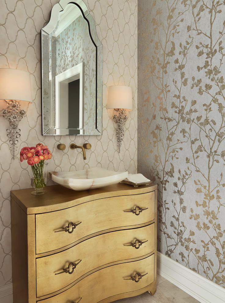 Inspiration för ett vintage toalett, med möbel-liknande, grå väggar, ett fristående handfat och beiget golv