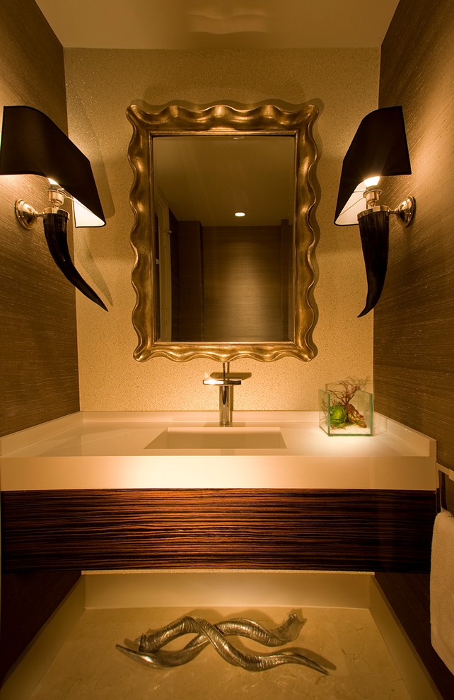 This is an example of a contemporary cloakroom in Miami.