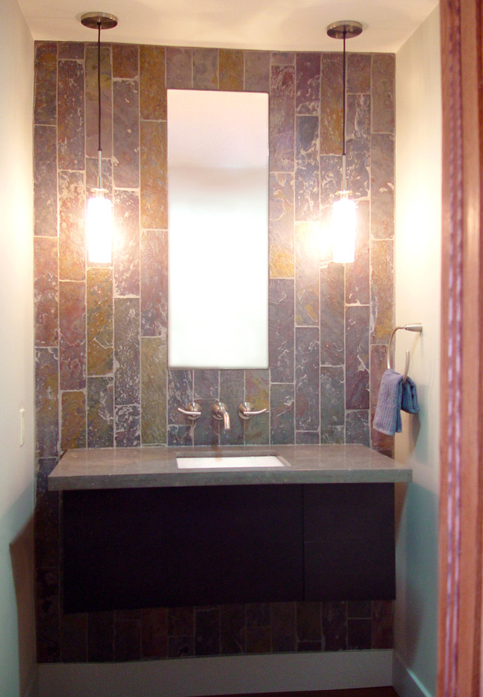 Photo of a contemporary cloakroom in San Francisco.
