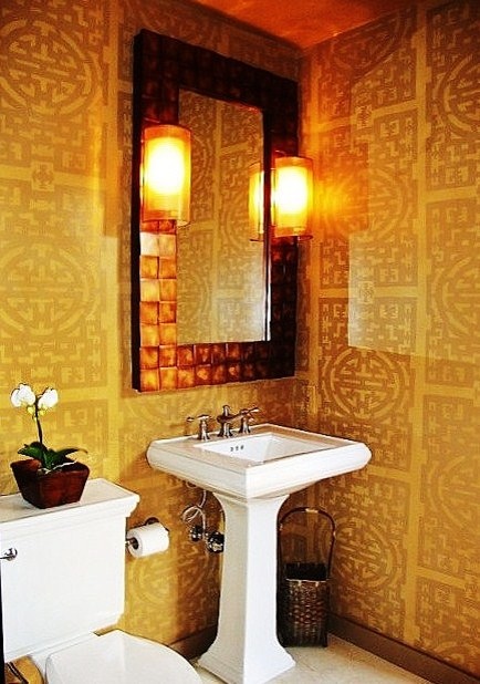 Inspiration for a world-inspired cloakroom in Seattle.