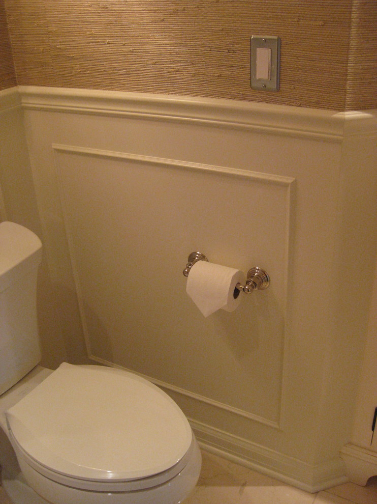 Design ideas for a traditional cloakroom in Milwaukee.