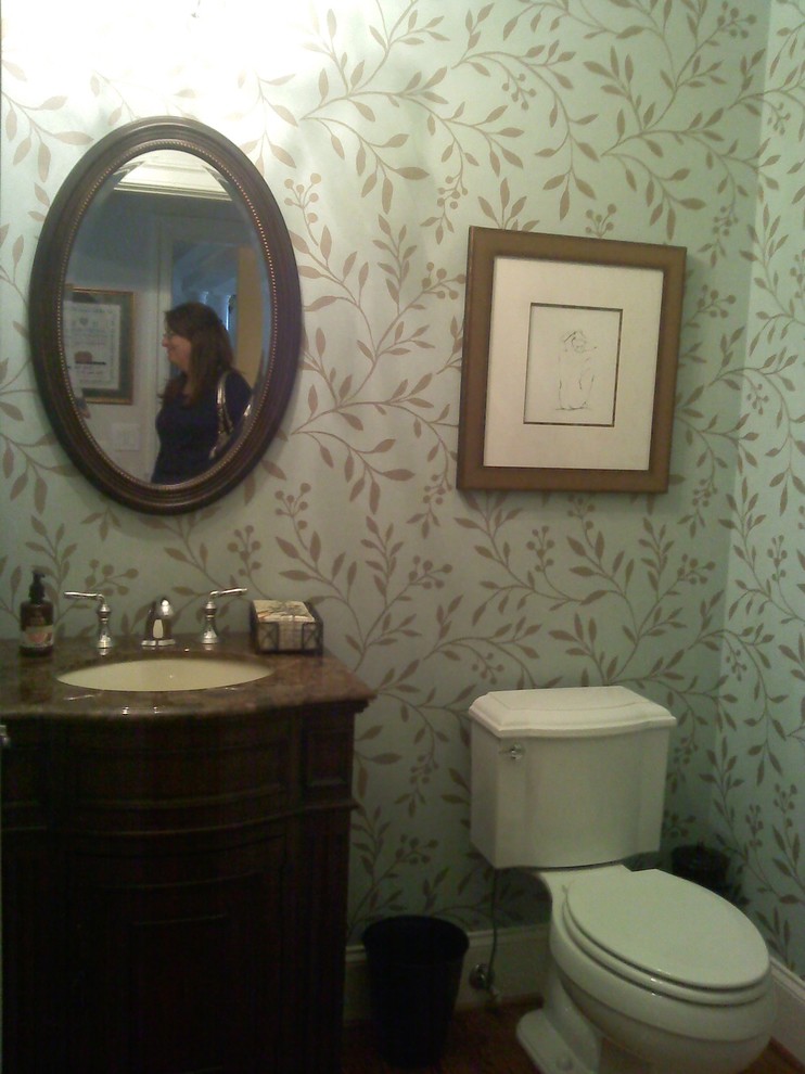 Example of a classic powder room design in Richmond