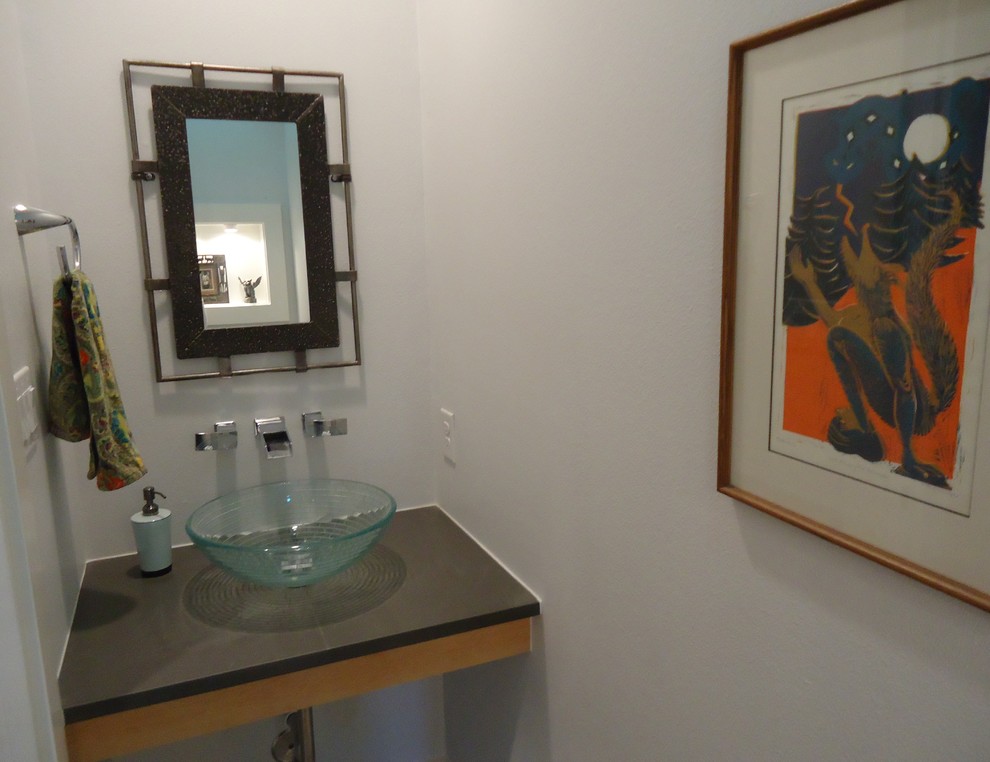 El Viejo Project Modern Cloakroom Austin by H2 Architecture