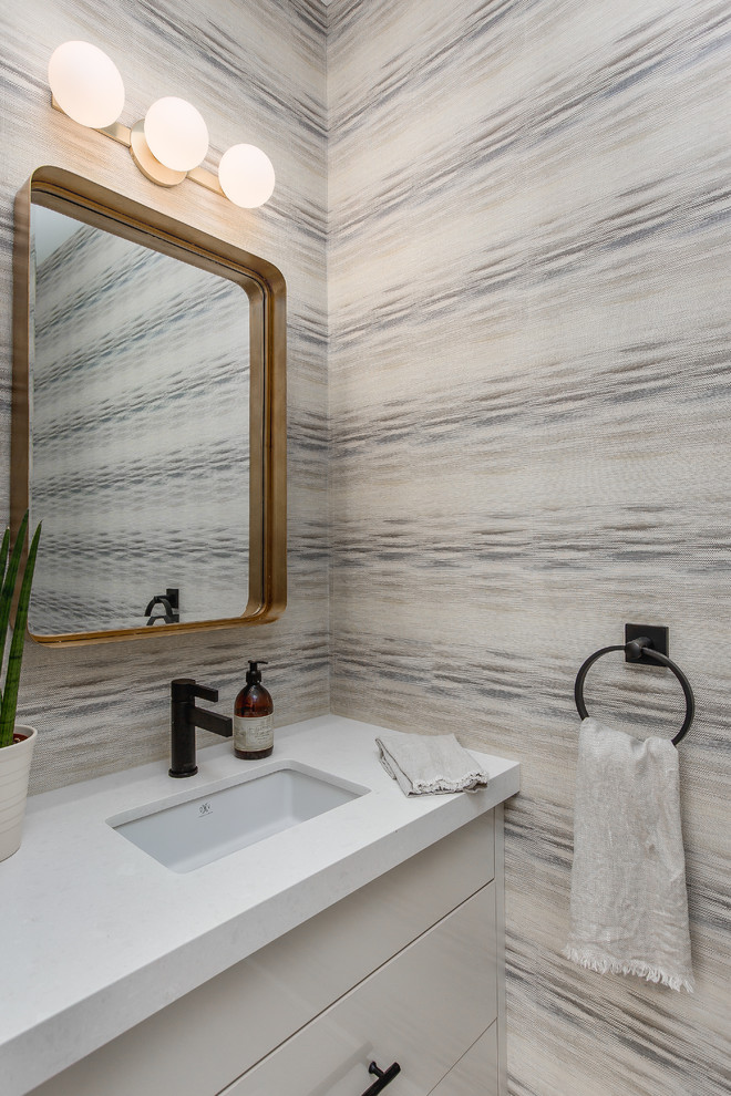 Aménagement d'un WC et toilettes moderne.