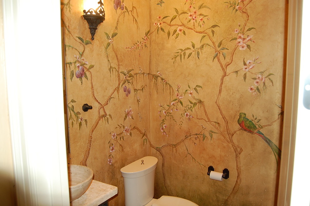 This is an example of a traditional cloakroom in Austin.