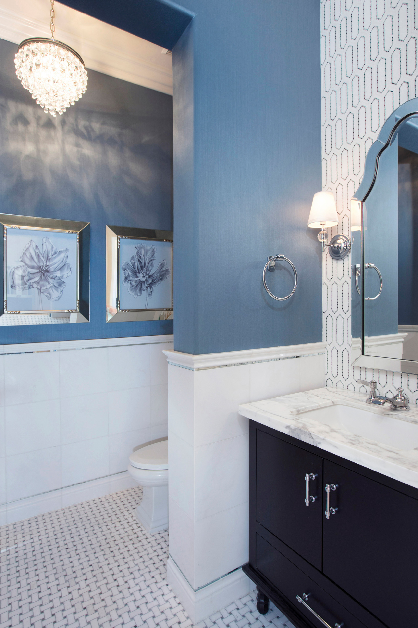 75 Beautiful Transitional Marble Tile Powder Room Pictures Ideas July 2021 Houzz