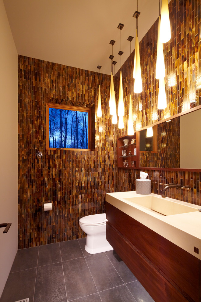 Inspiration for a contemporary cloakroom in San Francisco.