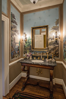 Nashville's Bathrooms, Bedrooms and Closets - Klassisch modern