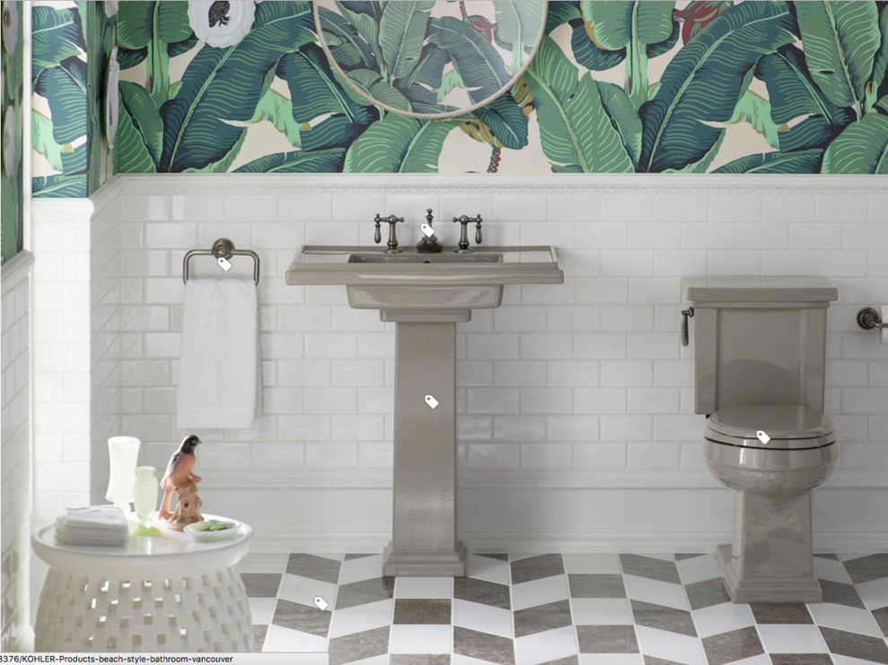 バンクーバーにある中くらいなトロピカルスタイルのおしゃれなトイレ・洗面所 (分離型トイレ、白いタイル、サブウェイタイル、マルチカラーの壁、大理石の床、ペデスタルシンク、マルチカラーの床) の写真
