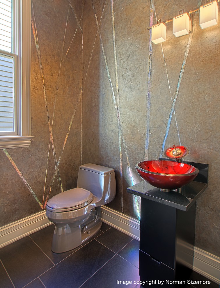 This is an example of a modern cloakroom in Chicago.