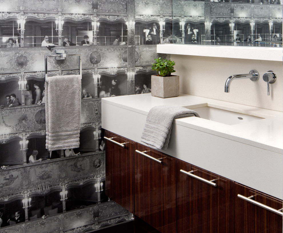 Design ideas for a contemporary cloakroom in Toronto.