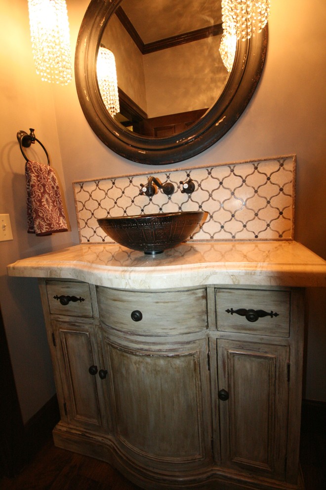 Inspiration for a traditional cloakroom in Other.