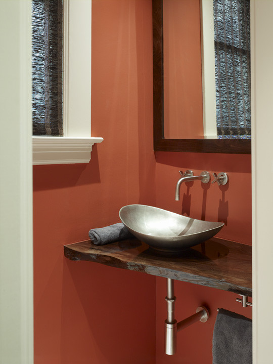 Immagine di un bagno di servizio design con top grigio