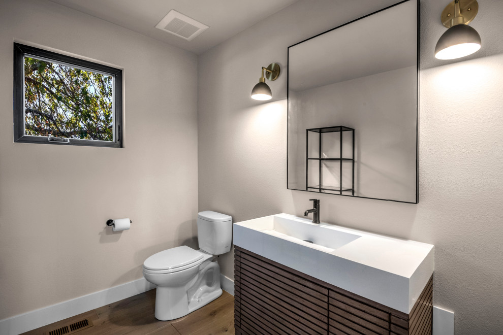 Design ideas for a traditional cloakroom in Denver.