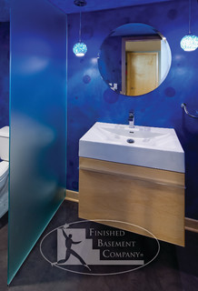 Tonkawood Basement - Eklektisch - Gästetoilette - Minneapolis - von FBC