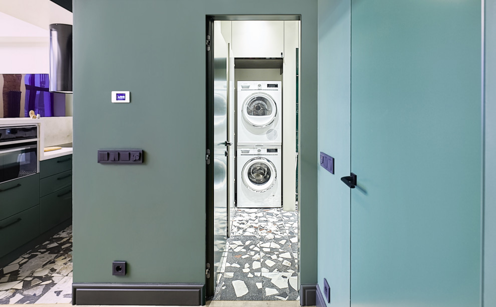 Photo of a medium sized contemporary separated utility room in Moscow.