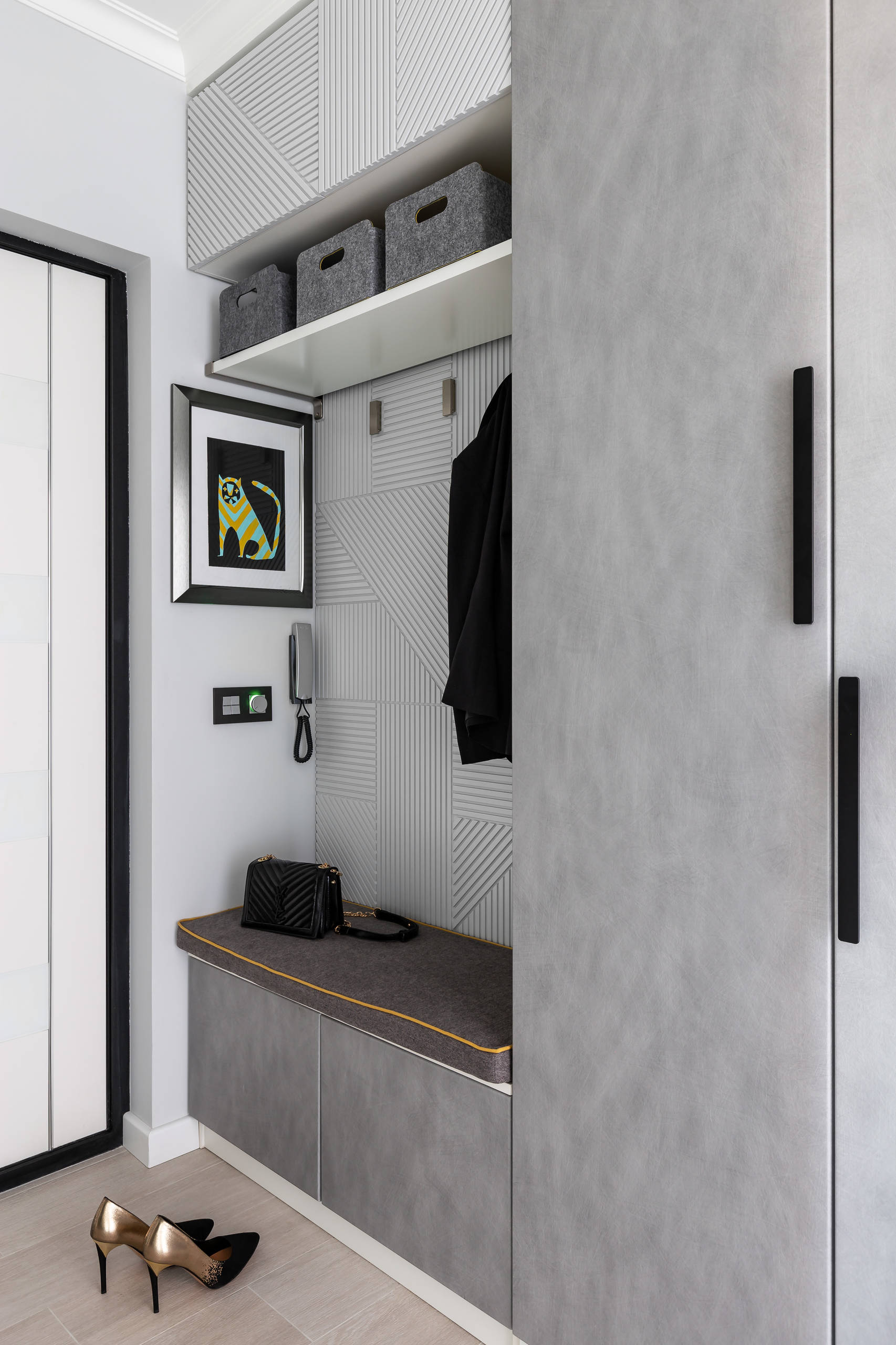 75 Small Mudroom Ideas You'll Love - August, 2023 | Houzz