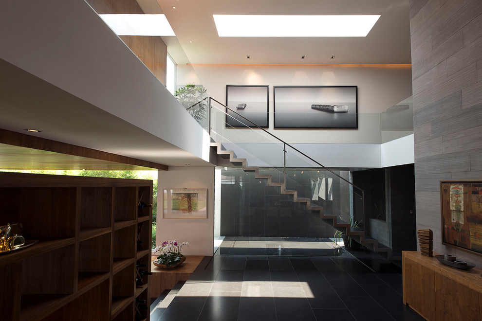 Inspiration for a modern hallway remodel in Mexico City