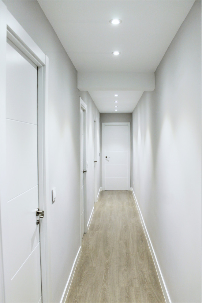 Идея дизайна: коридор в стиле модернизм