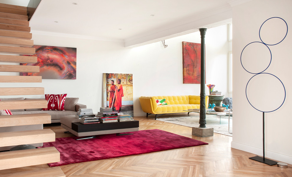 Eclectic family room photo in Barcelona