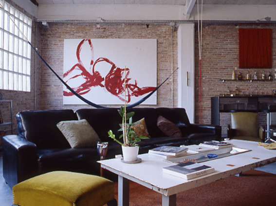 Foto de sala de estar abierta urbana de tamaño medio