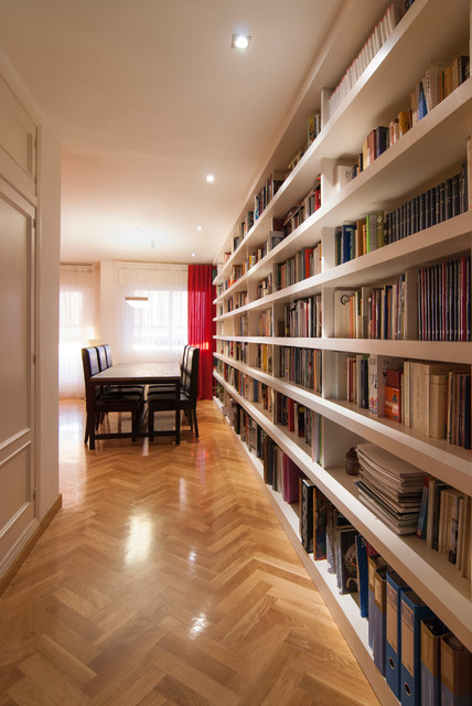 Una librería en el salón? Tres expertos nos cuentan cómo diseñarla