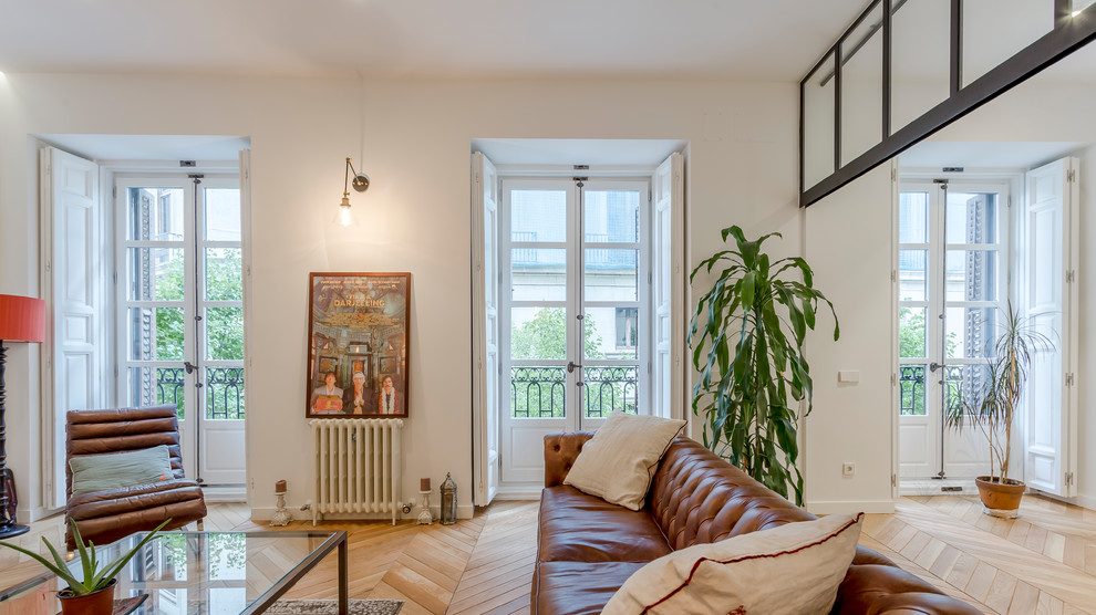 Idées déco pour une salle de séjour contemporaine.