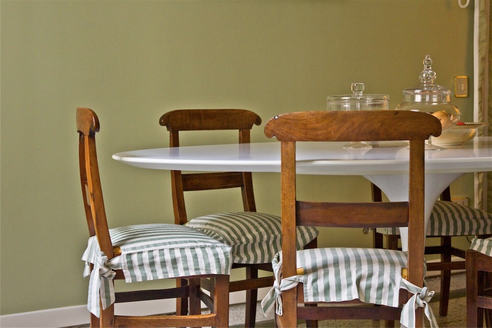Foto di una sala da pranzo classica
