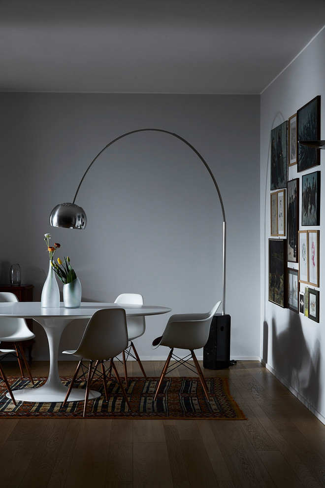 Inspiration for a contemporary dining room in Milan.