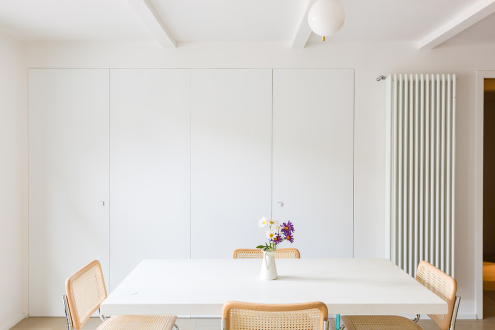 Foto di una sala da pranzo stile marinaro