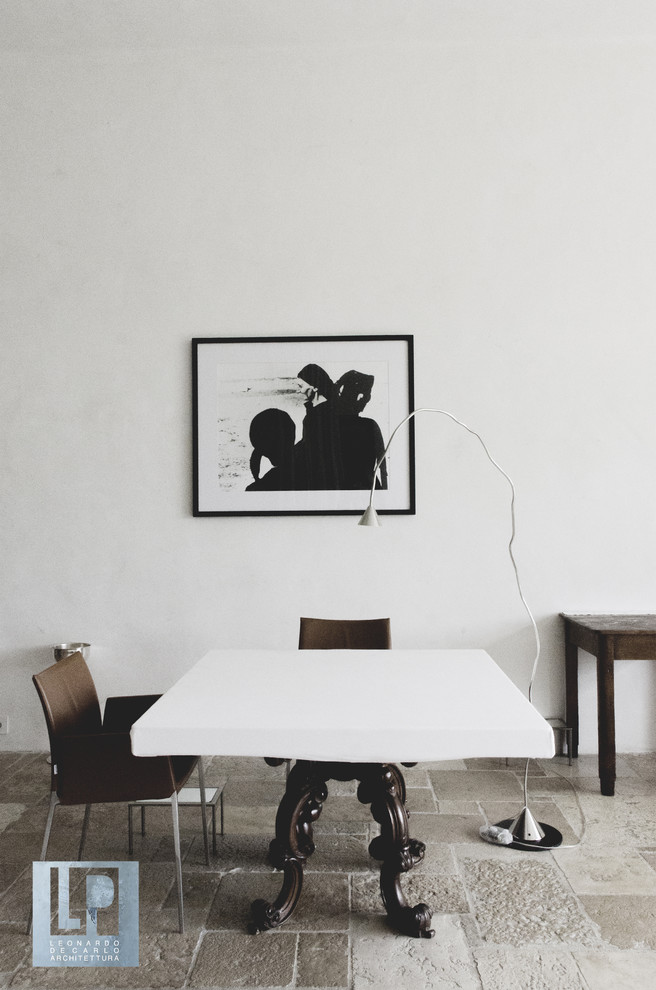 Immagine di una sala da pranzo contemporanea