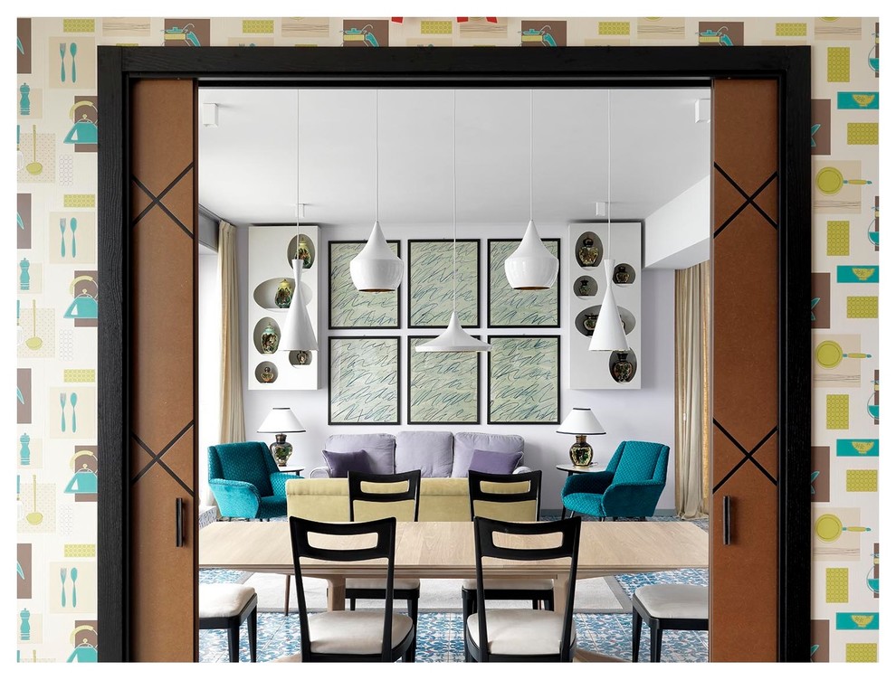 Ispirazione per una sala da pranzo eclettica con pavimento con piastrelle in ceramica e pavimento turchese