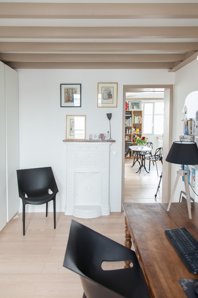 Photo of a scandinavian dining room in Paris.